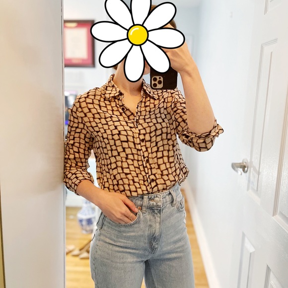 Sheer geometric print blouse - Picture 2 of 8